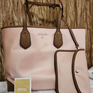 Michael Kors Pink and Brown Tote Set with Elegant Design